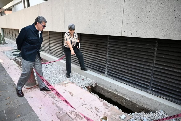 Lluvias causan daños al Palacio Legislativo