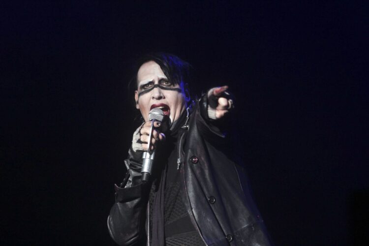 Marilyn Manson brilla en San Luis Potosí pese a controversias y rechazo social