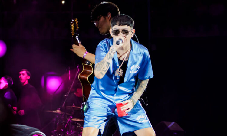 Junior H hará gira en México con 13 fechas