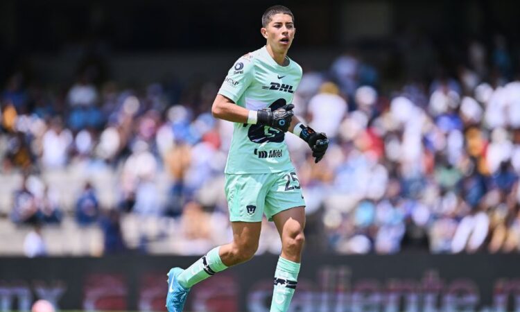 Rodrigo Parra, de fracasar en debut con Pumas a ser convocado con Selección Mexicana