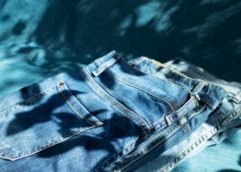 Outfit para regreso a clases: 3 ideas con jeans de mezclilla