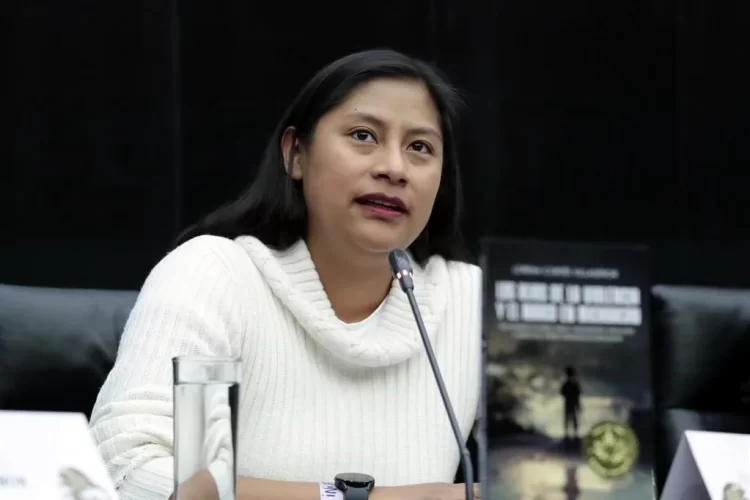 Senadora critica herencia criminal de gobiernos pasados