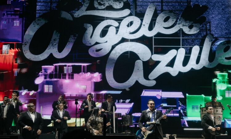 Ángeles azules triunfan en la FENAPO