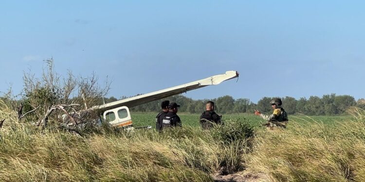 Se desploma avioneta en Reynosa, un muerto y dos heridos