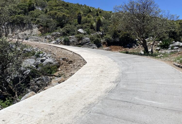 Mejoran los caminos rurales en el Altiplano