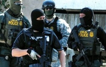 DEA busca desmantelar a los guardianes de cárteles con apoyo de México