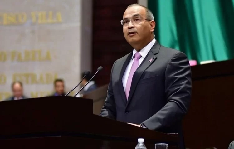 Ex director de Pemex Carlos Treviño detenido en EU, será juzgado en México