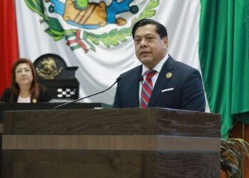 Impulsan reforma para acabar con monopolios y condonaciones fiscales