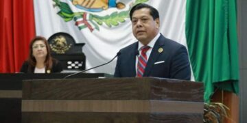 Impulsan reforma para acabar con monopolios y condonaciones fiscales