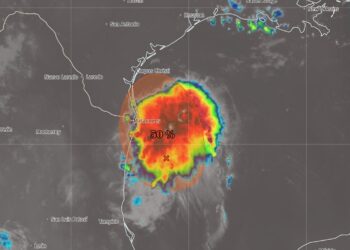 Pronostican formación de huracán en el Golfo de México