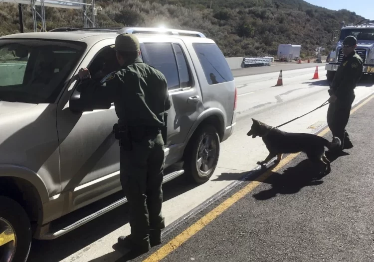 Detectan forma en que contrabandean fentanilo hacia Estados Unidos