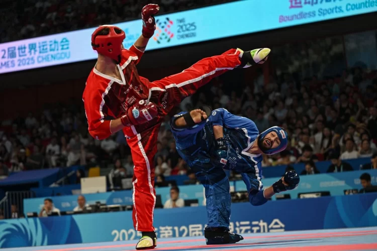 Mexicano consigue plata en mundial de Kickboxing