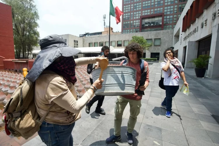 Protestan frente a SRE por genocidio en Gaza