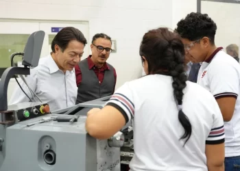 Destaca SEP programas en favor de los jóvenes