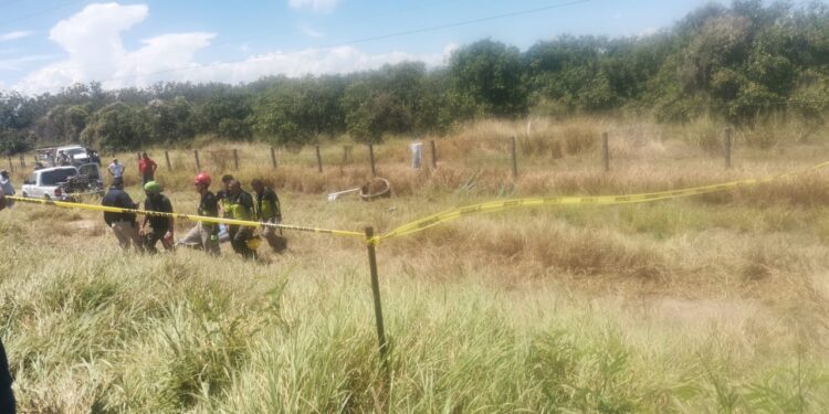 Mueren dentro de alcantarilla dos empleados de COMAPA-Padilla