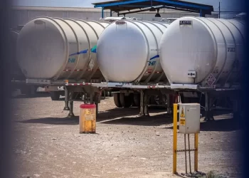 Amparo frena captura de contralmirante ligado a huachicol fiscal del caso Tampico