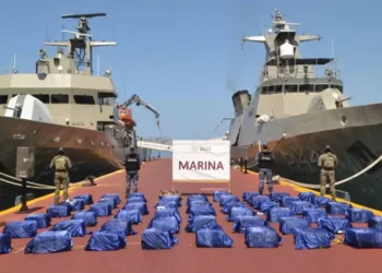 Secretaría de Marina asegura 1.6 toneladas de cocaína en costas de Guerrero