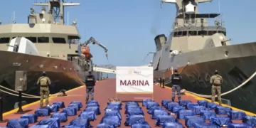 Secretaría de Marina asegura 1.6 toneladas de cocaína en costas de Guerrero