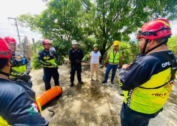 Capacitan a elementos de Protección Civil en tareas de rescate en espacios confinados