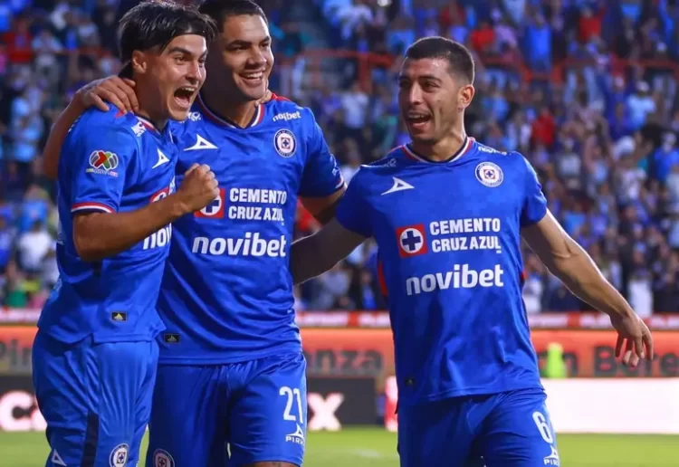 Cruz Azul vence 1-0 a Pachuca en partido con 3 expulsados
