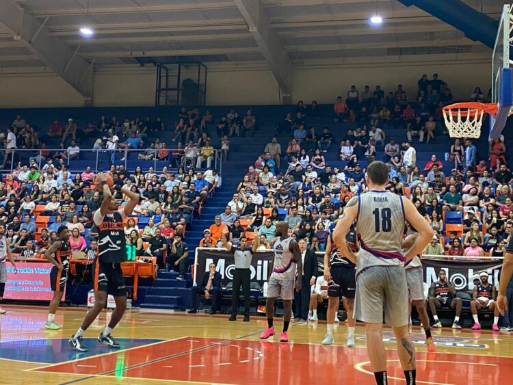 Correcaminos gana 95-85 segundo partido y serie a los Gambusinos de Zacatecas