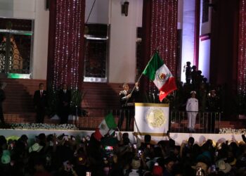 Da Américo Villarreal Grito de Independencia junto a miles de familias tamaulipecas