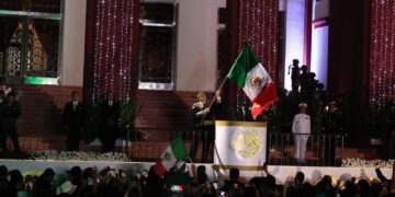 Da Américo Villarreal Grito de Independencia junto a miles de familias tamaulipecas