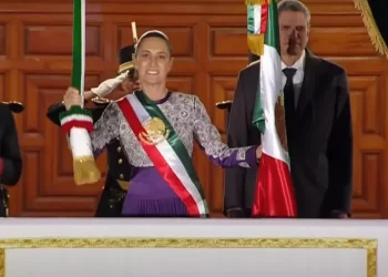  Claudia Sheinbaum vitorea a héroes y heroínas de la independencia de México desde Palacio Nacional