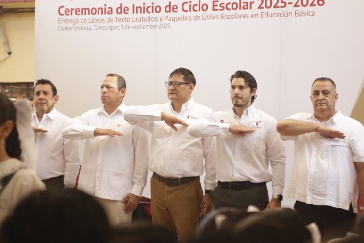 Inaugura Gerardo Illoldi ciclo escolar en Cd. Victoria representando al gobernador Américo Villarreal