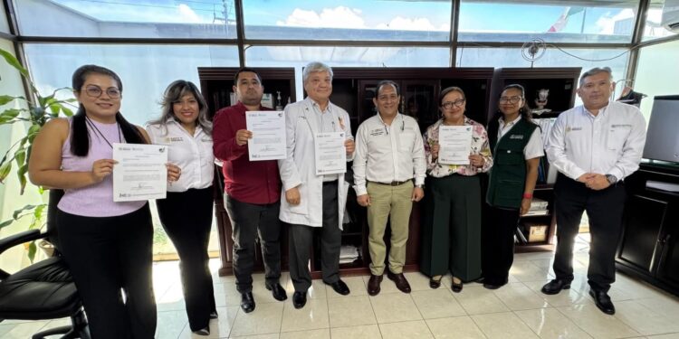 Cambian directivos en hospitales de Victoria