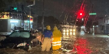 Lluvias activan operativo de rescate en Victoria