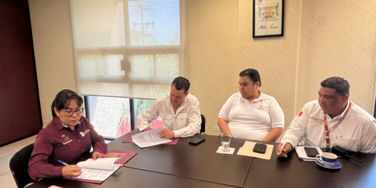 Más oportunidades para jóvenes: convenio ISSSTE–Tec