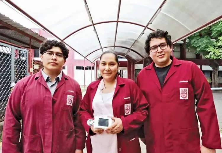 Crean mexicanos estetoscopio que detecta cardiopatías; con IA tiene 96% de confiabilidad