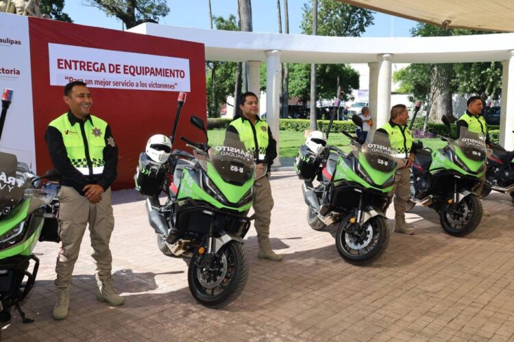 Entregan 23 unidades motrices a Tránsito, Protección Civil y COMAPA de Victoria