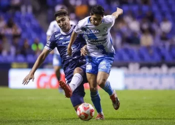 Pachuca rescata un punto de su visita al empatar 2-2 en Puebla