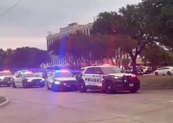 Tiroteo en una oficina del ICE en Texas deja muertos y heridos