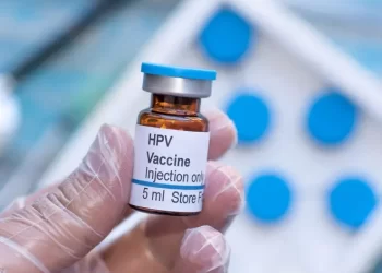 Vacunar a los hombres contra el VPH es clave para frenar el cáncer