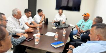 Avanzan acuerdos para fortalecer pesca legal y ordenada en Playa Bagdad de Matamoros