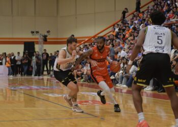 Correcaminos Basquetbol se mide hoy ante Fuerza Regia en Monterrey