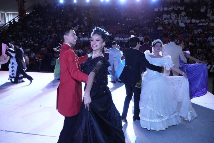 Presenta la UAT el emotivo Festival de Folklor Universitario 2025