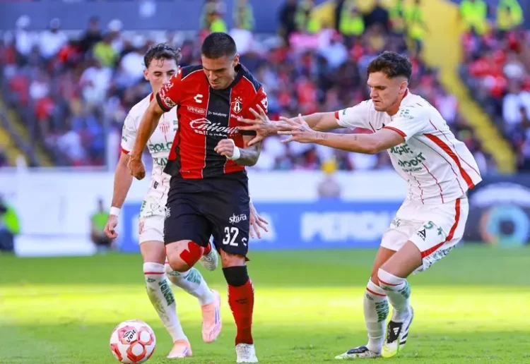 Con gol de penal los Rojinegros de Atlas ganan 3-2 a Rayos de Necaxa