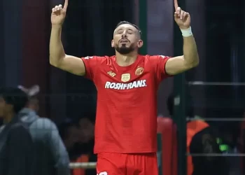 Toluca vence 3-1 a Mazatlán, pese a la expulsión de Herrera