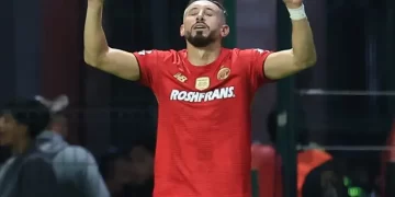 Toluca vence 3-1 a Mazatlán, pese a la expulsión de Herrera