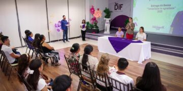DIF entrega la beca “Tamaulipas te agradece” a 200 jóvenes de 39 municipios