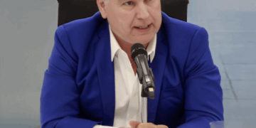 Sugieren impulsar empleos para jóvenes con impuesto sobre nóminas