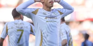 Tigres se impone 2-0 al Querétaro y sigue en primeros lugares