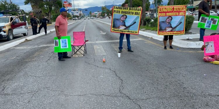 Protestan en demanda de justicia