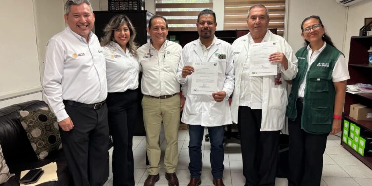 Cambian directivos en hospitales de Victoria