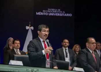 Dámaso Anaya rector de la UAT entre los mejor evaluados de universidades públicas de México