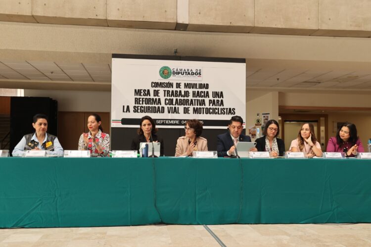  Plantean mayor visibilidad y protección a motociclistas en Leyes de Movilidad en México